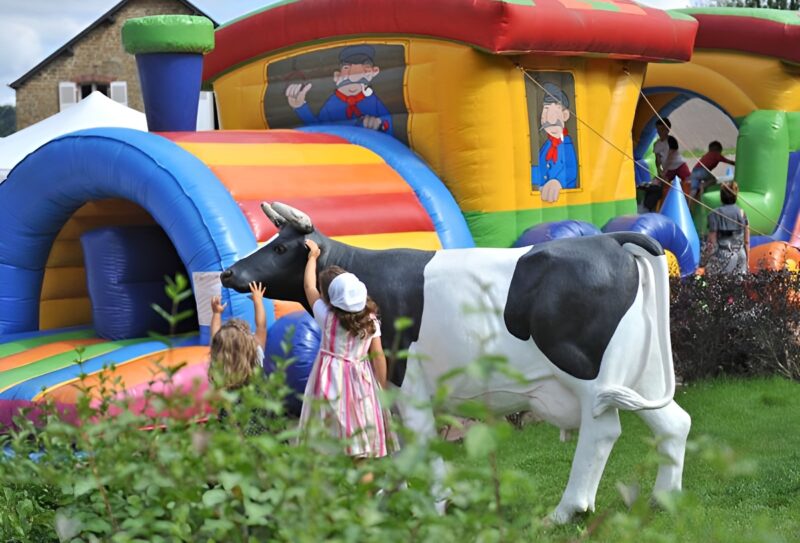 Jeux gonflables, Le monde Miniature Clécy