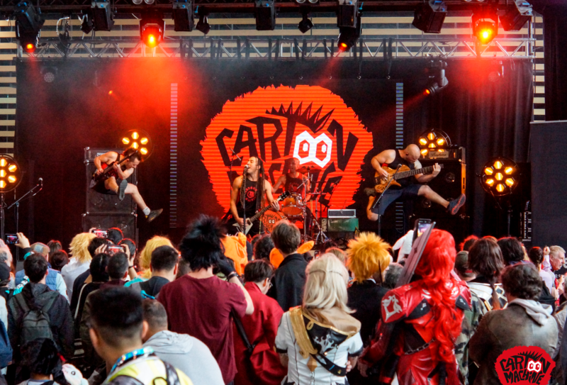 Cartoon Machine – Photo live (0)