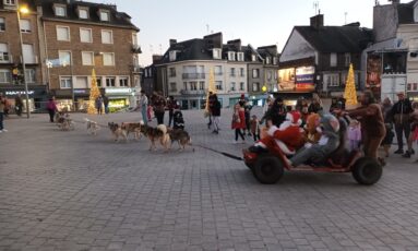 Arrivée du Père Noël sur son traineau