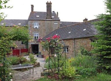 Chambre d'hôtes Le Clos Ulysse -  LA CARNEILLE